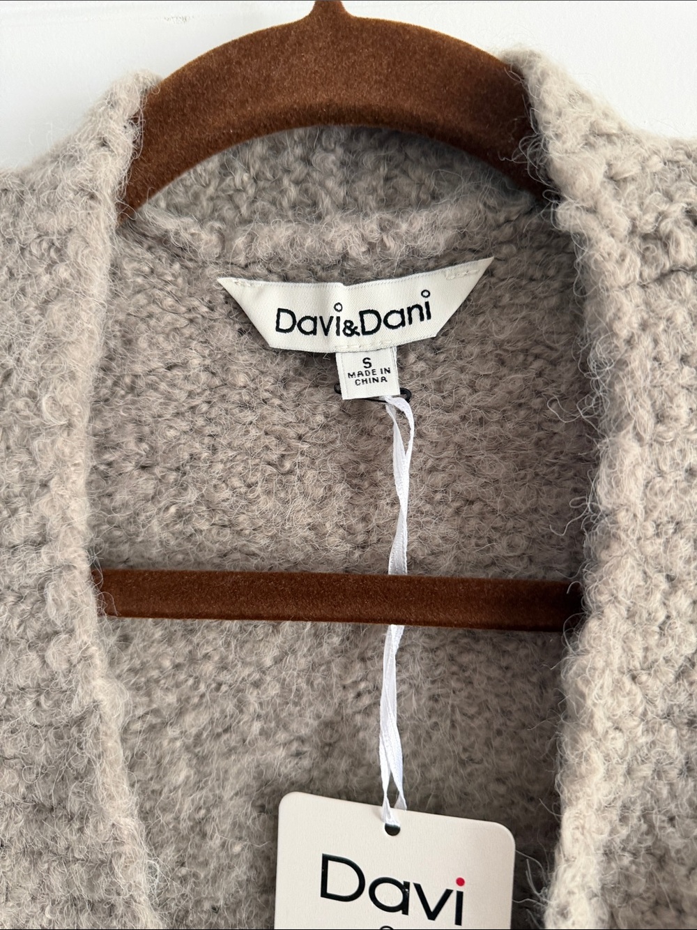 DAVI & DANI Taupe Open-Front Cardigan with Pink, Green & Yellow Smiley Patches - Picture 4 of 7